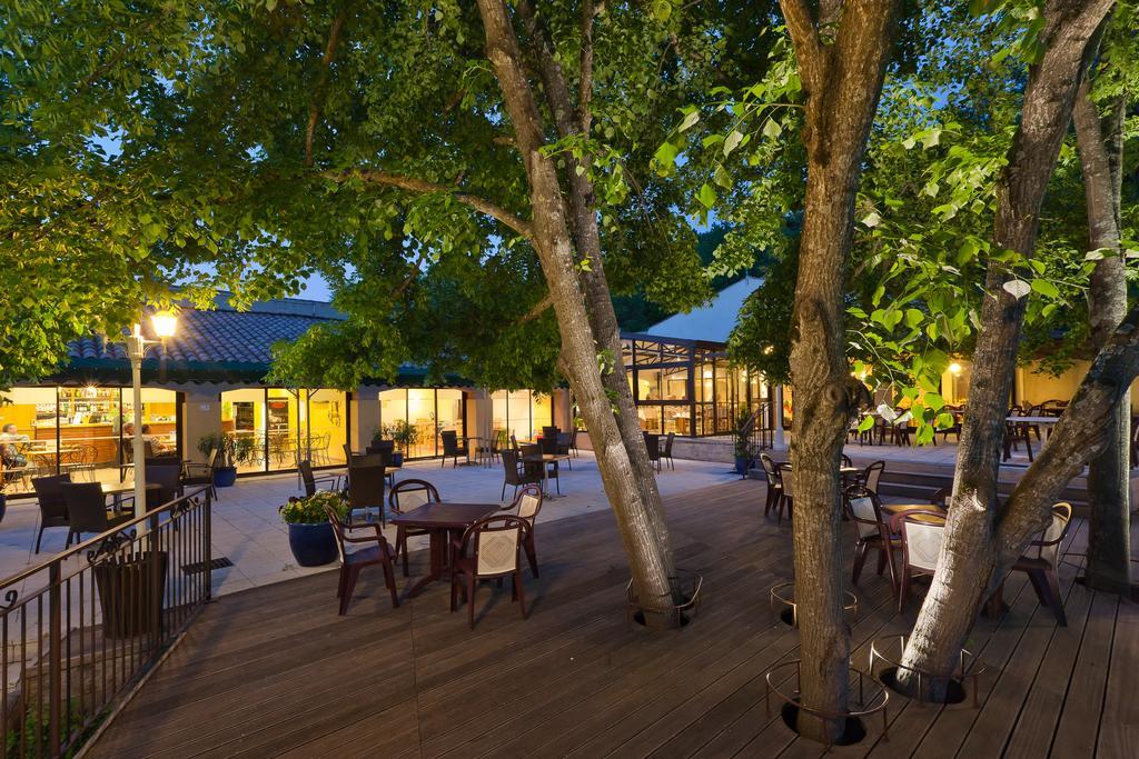 Club Vacances Bleues Domaine De Chateau Laval グレウー・レ・バン エクステリア 写真