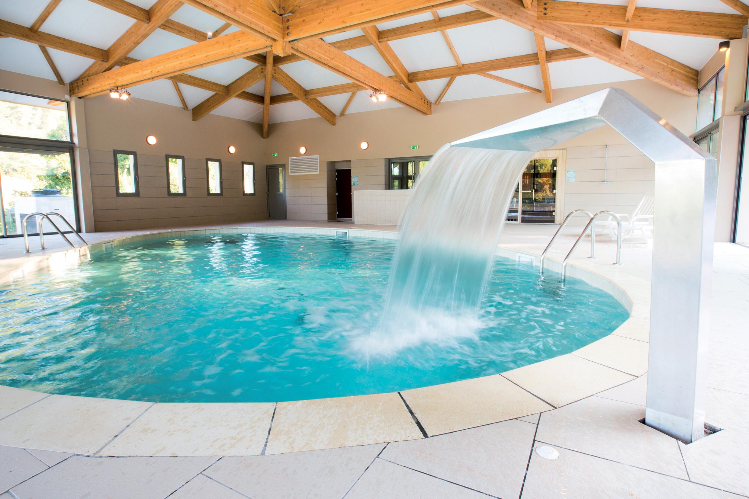 Club Vacances Bleues Domaine De Chateau Laval グレウー・レ・バン エクステリア 写真